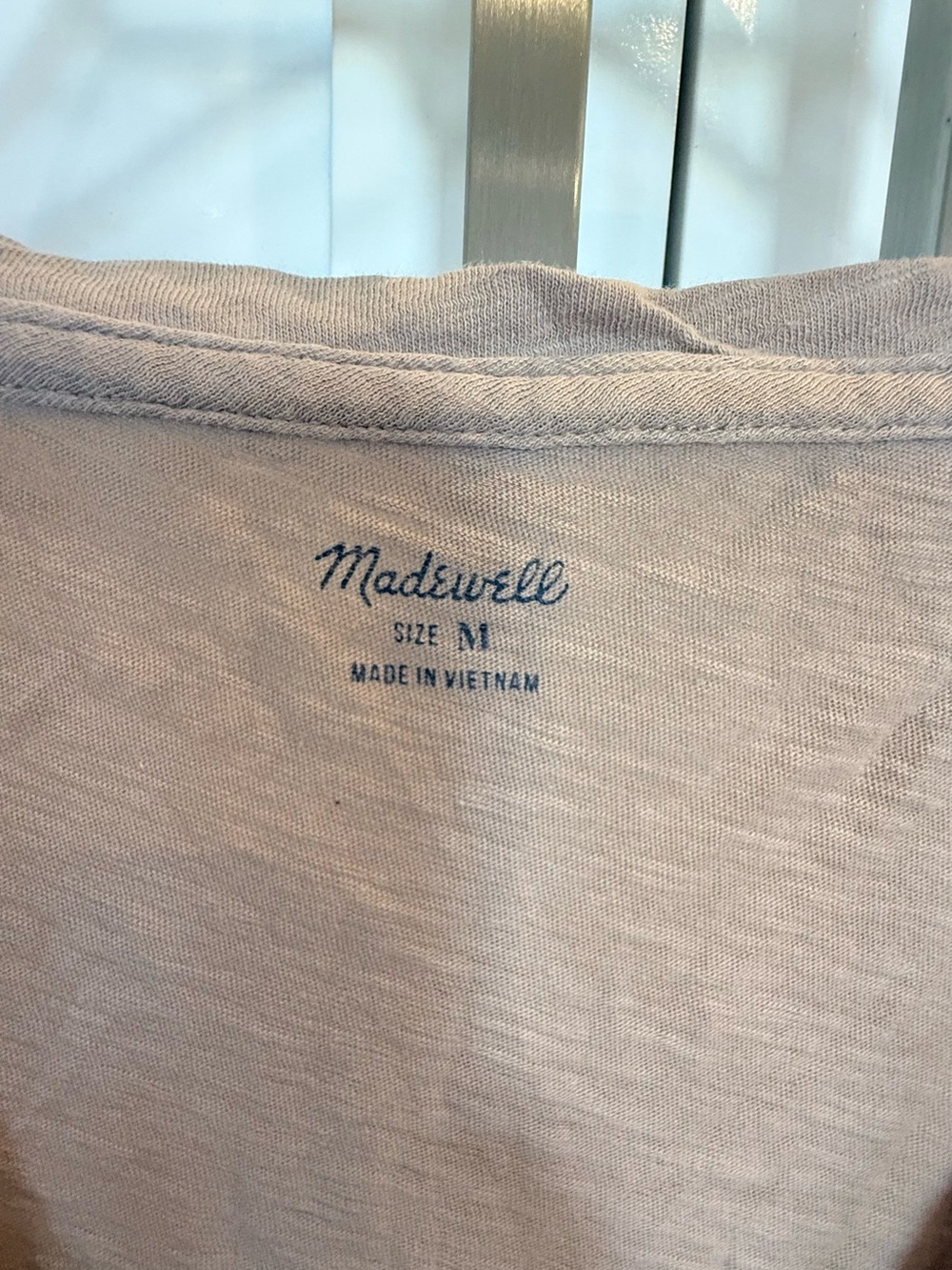 Madewell Taupe V-Neck Sleeveless Pocket Tank - Picture 5 of 8